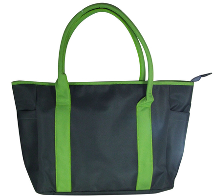 Il pannolino semplice del bambino insacca la grande stanza per la borsa a tracolla di colore verde dell'interno